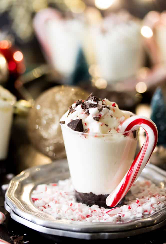 Peppermint Bark Dessert Shooters || Sugar Spun Run