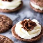 Espresso and cream cookie, topped with both fillings, without the topper put on