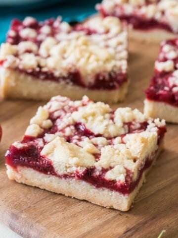 strawberry crumb bars