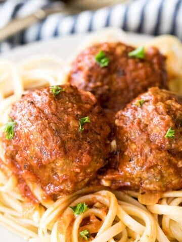 meatballs on linguine